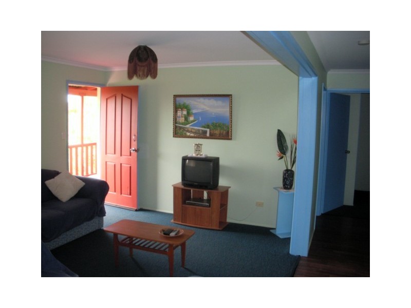 15 ASHTON ST, Macleay Island QLD 4184