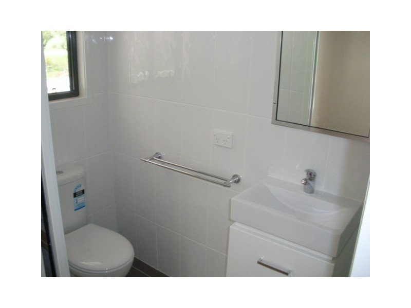 54 COAST RD, Macleay Island QLD 4184