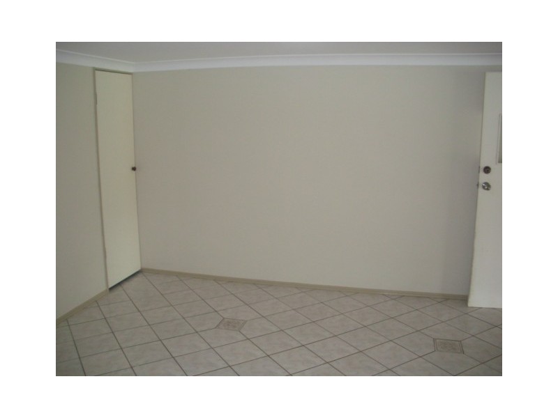 18 EASTBOURNE TCE, Macleay Island QLD 4184