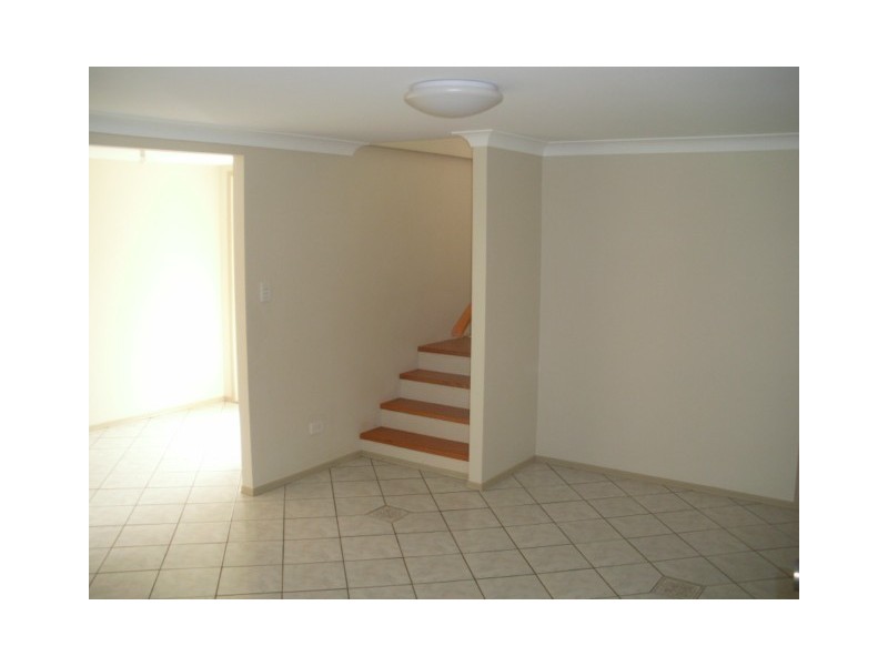 18 EASTBOURNE TCE, Macleay Island QLD 4184