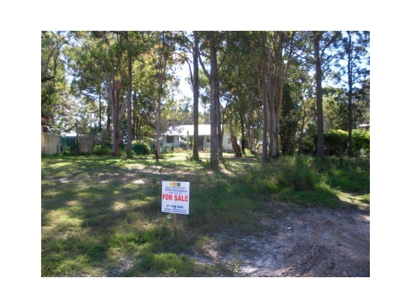 38 Nugent Street, Macleay Island QLD 4184
