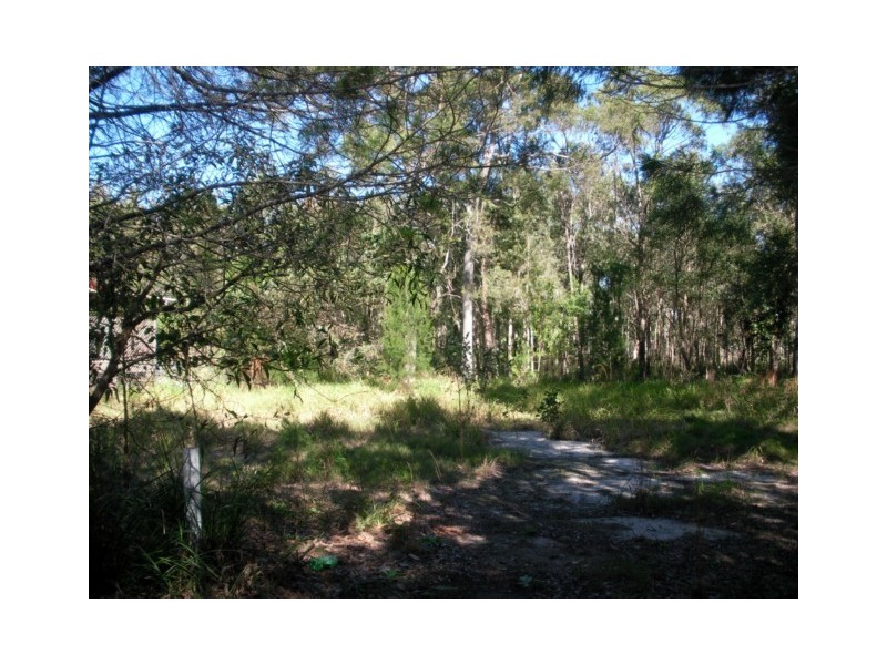 37 Alexander Street, Macleay Island QLD 4184
