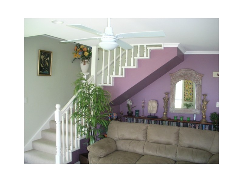 17 KOONWARRA PDE, Macleay Island QLD 4184