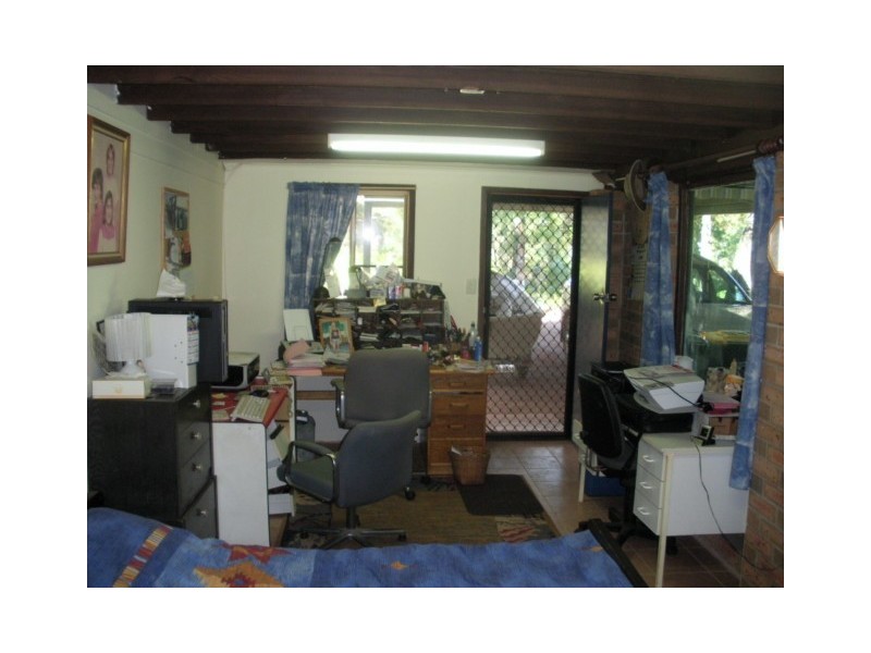 1  BLUE VISTA ST, Macleay Island QLD 4184
