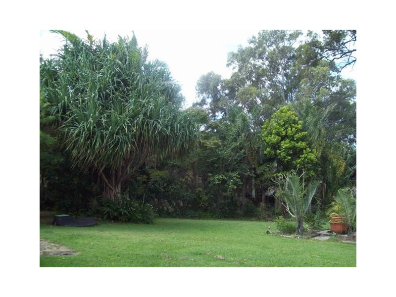 70-74 FRANCIS RD, Macleay Island QLD 4184