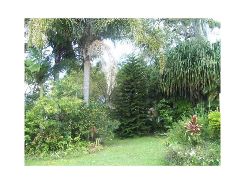 70-74 FRANCIS RD, Macleay Island QLD 4184