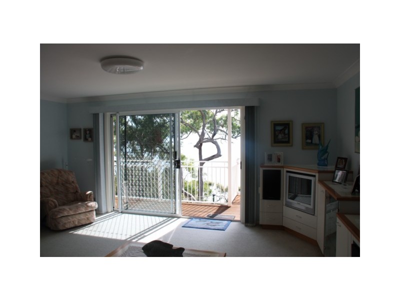115 BEELONG ST, Macleay Island QLD 4184