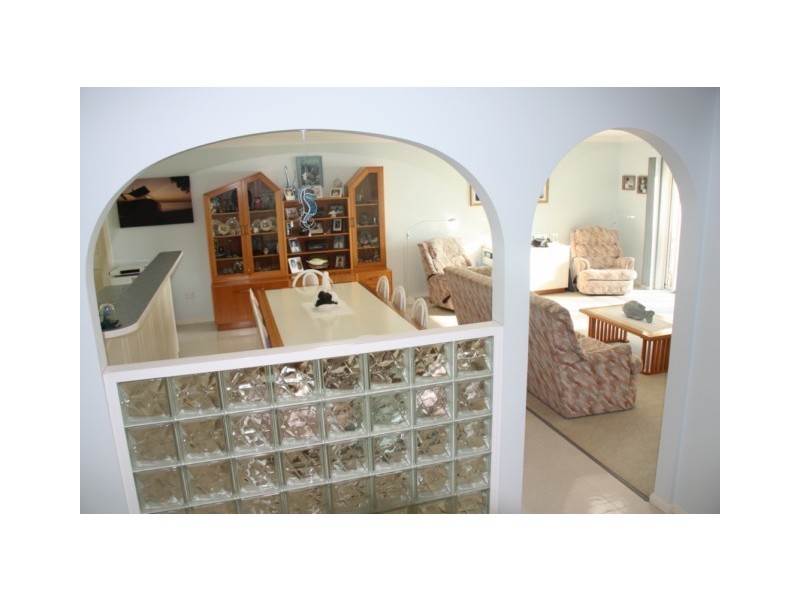 115 BEELONG ST, Macleay Island QLD 4184