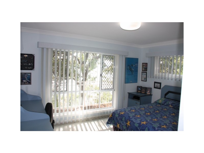 115 BEELONG ST, Macleay Island QLD 4184