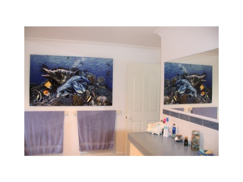 115 BEELONG ST, Macleay Island QLD 4184