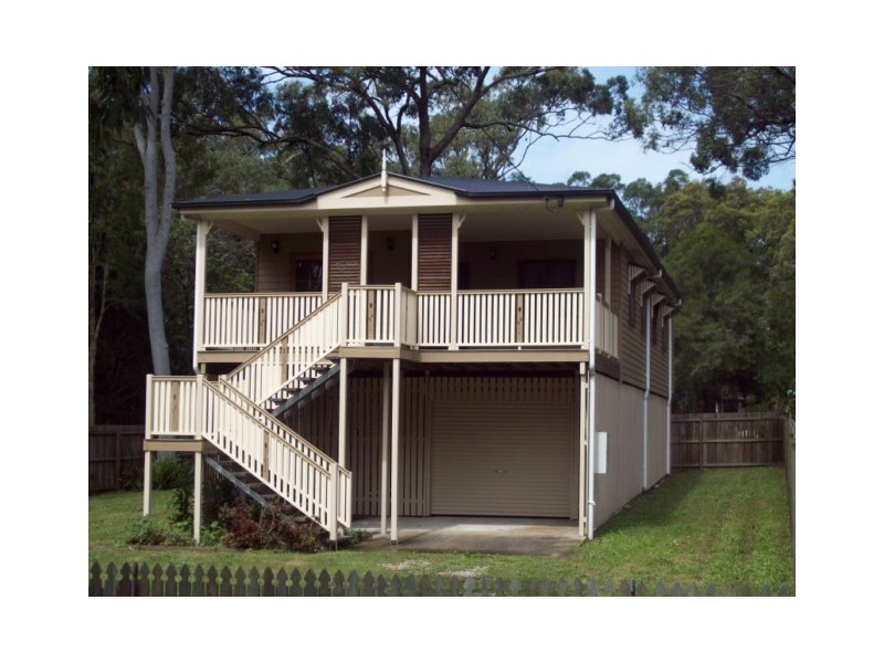 12 ATTUNGA ST, Macleay Island QLD 4184