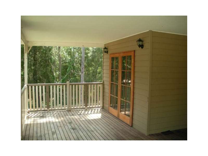 12 ATTUNGA ST, Macleay Island QLD 4184