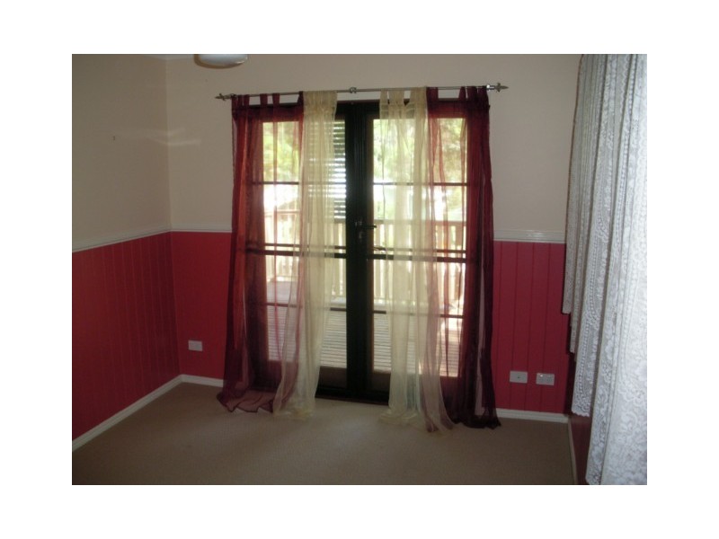 12 ATTUNGA ST, Macleay Island QLD 4184