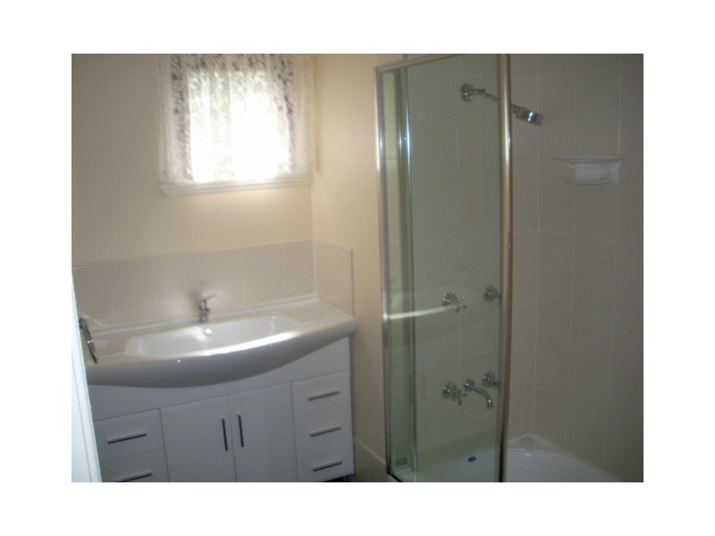 12 ATTUNGA ST, Macleay Island QLD 4184