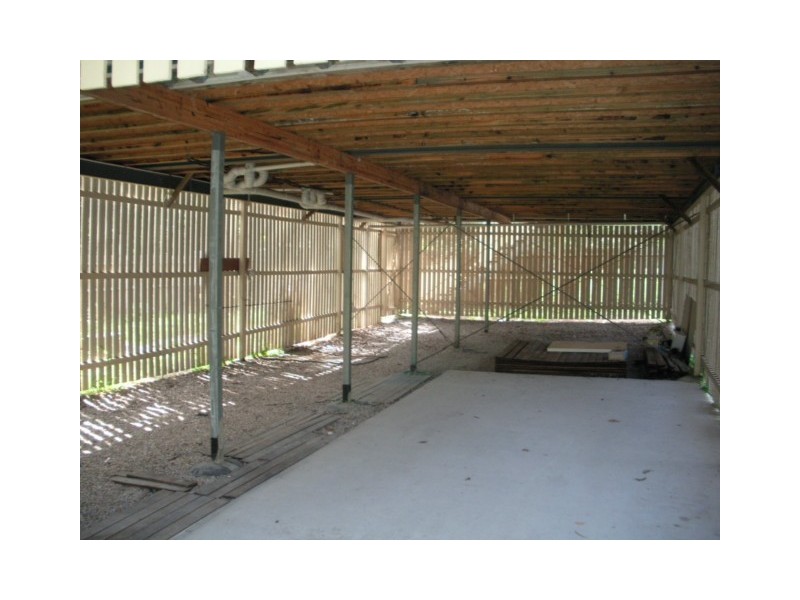 12 ATTUNGA ST, Macleay Island QLD 4184