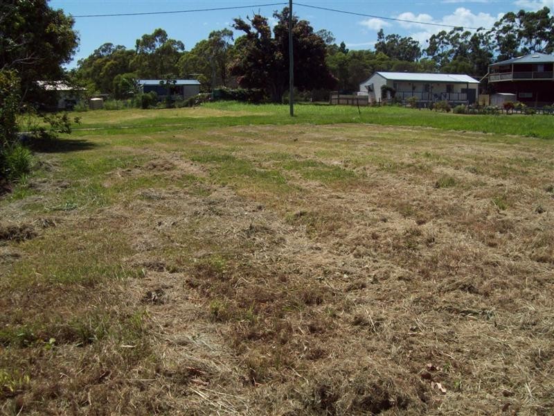5 Coffea street, Macleay Island QLD 4184