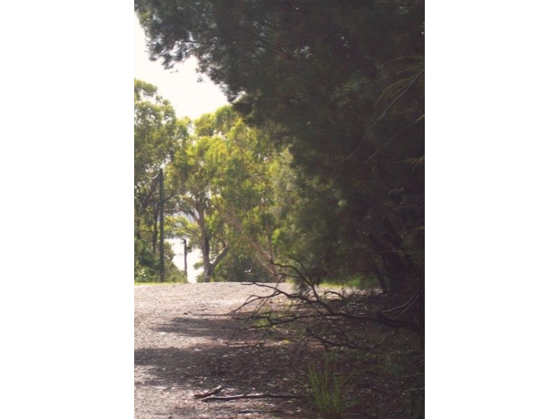 14 Leanne Street, Macleay Island QLD 4184