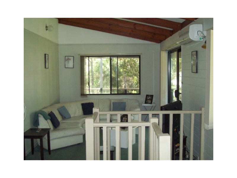 12 ILYA ST, Macleay Island QLD 4184