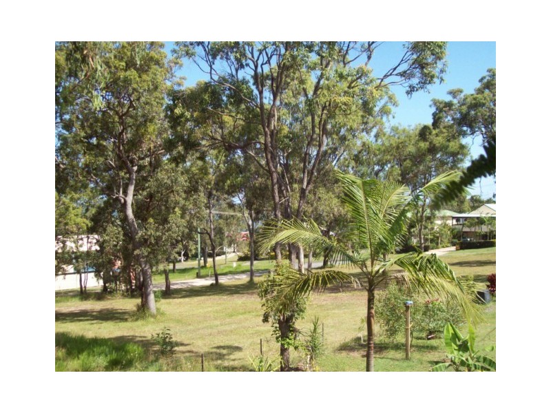 12 ILYA ST, Macleay Island QLD 4184
