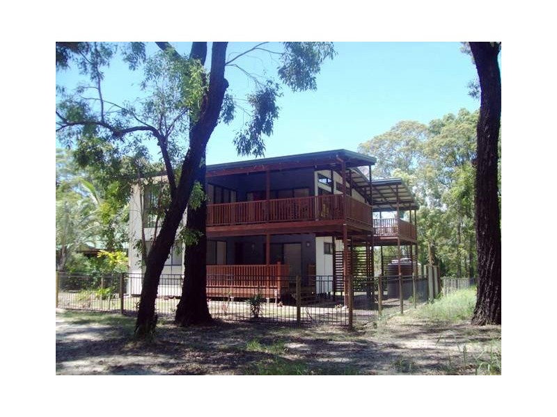 22 Kalara Street, Macleay Island QLD 4184