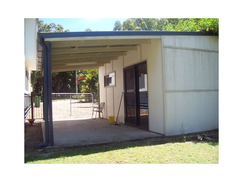 22 Kalara Street, Macleay Island QLD 4184