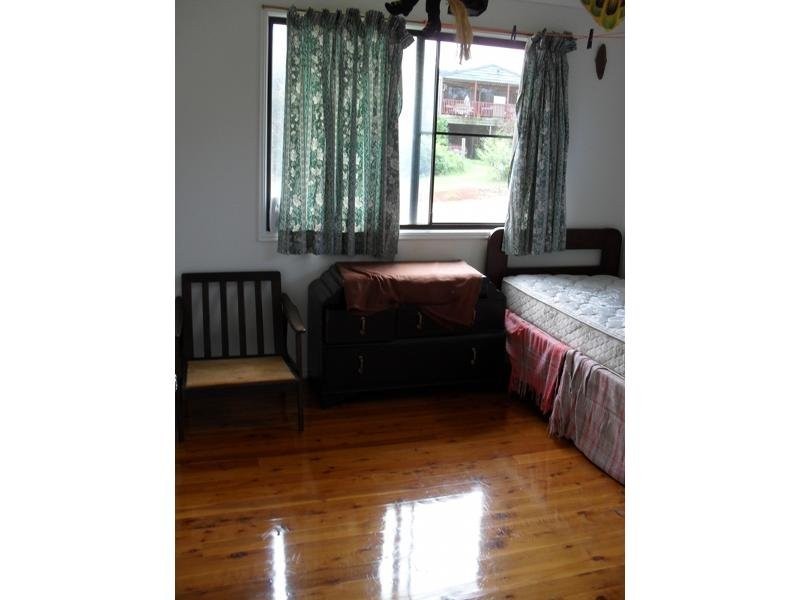 10 EASTBOURNE ST, Macleay Island QLD 4184