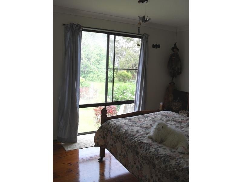 10 EASTBOURNE ST, Macleay Island QLD 4184