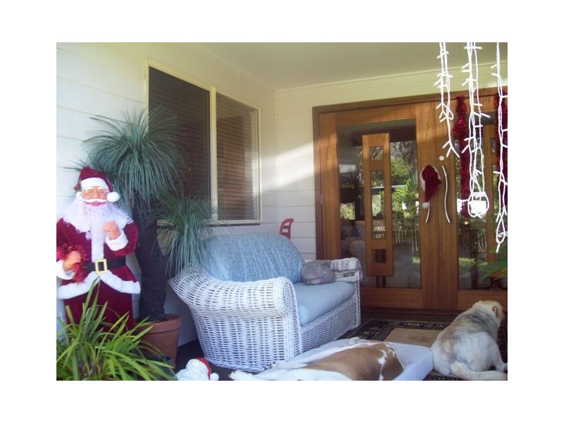 46 Western Road, Macleay Island QLD 4184