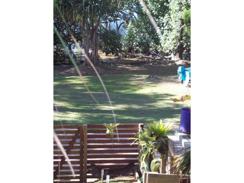 17 GOLDEN SANDS BVD, Macleay Island QLD 4184