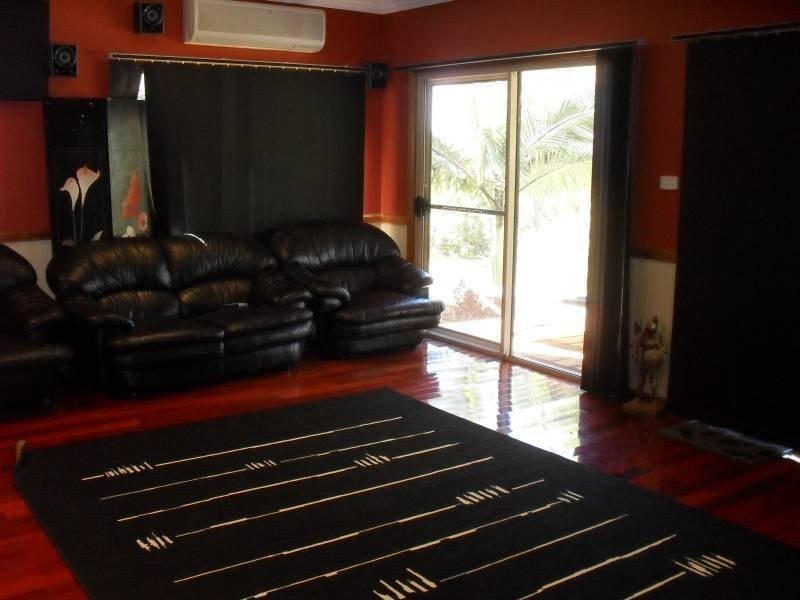 17 GOLDEN SANDS BVD, Macleay Island QLD 4184