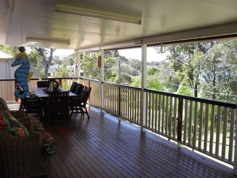17 GOLDEN SANDS BVD, Macleay Island QLD 4184