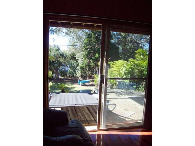 17 GOLDEN SANDS BVD, Macleay Island QLD 4184