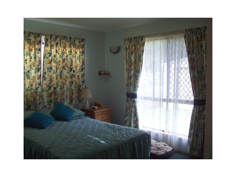 5 William Street, Macleay Island QLD 4184