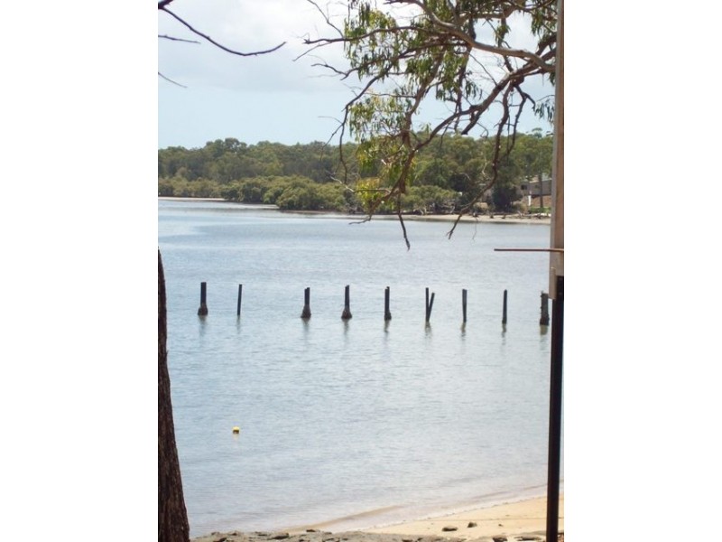 6 Wharf Street, Macleay Island QLD 4184