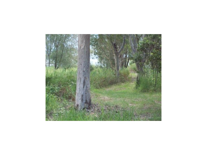 26 Attunga Street, Macleay Island QLD 4184