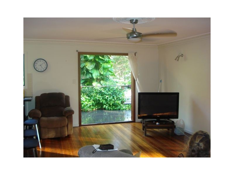 19 Nectar St, Lamb Island QLD 4184