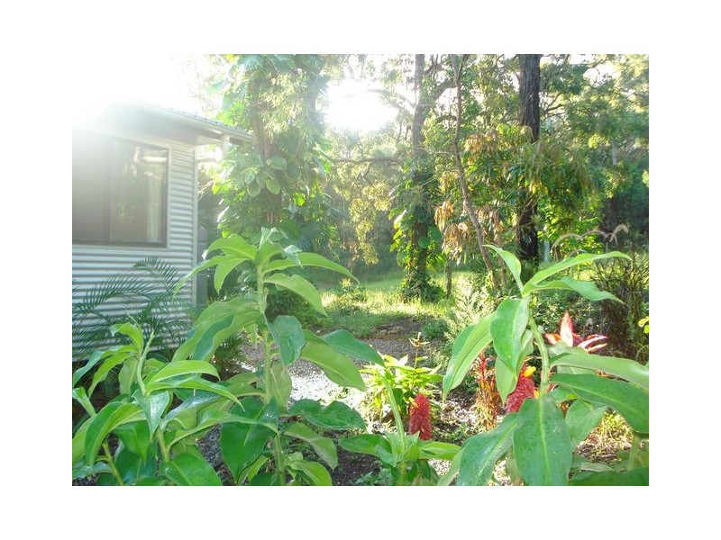 19 Nectar St, Lamb Island QLD 4184
