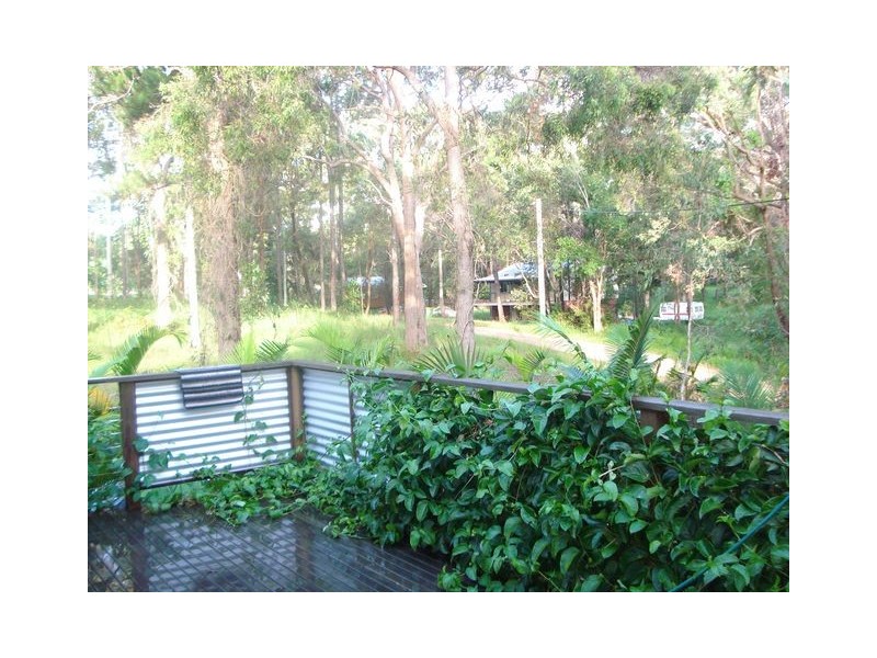 19 Nectar St, Lamb Island QLD 4184