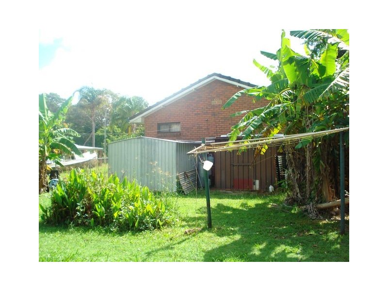 21 Leonie Crescent, Lamb Island QLD 4184