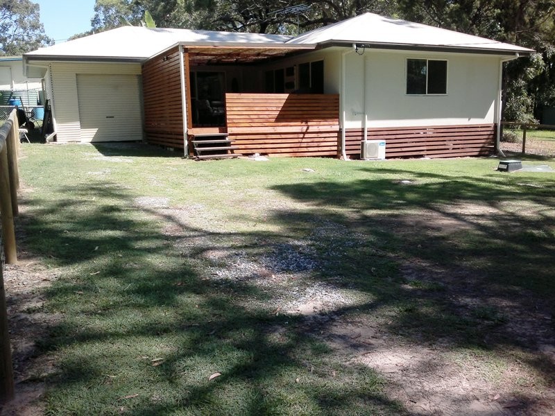 12 Tukkeri Street, Macleay Island QLD 4184