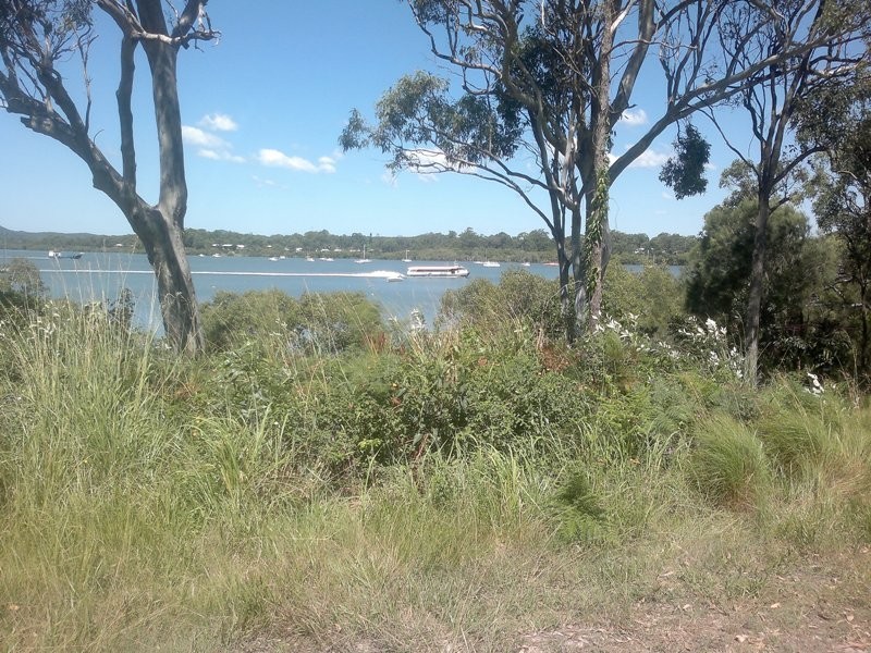 66 Eastbourne Tce, Macleay Island QLD 4184