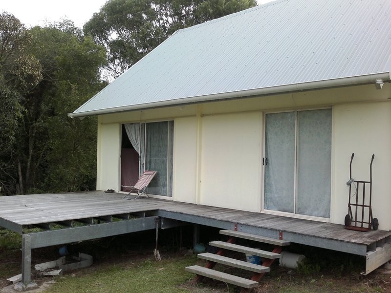 6 Camena Street, Macleay Island QLD 4184