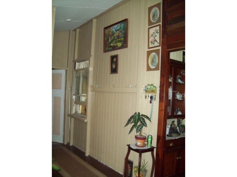 18 Panaroo Street, Macleay Island QLD 4184