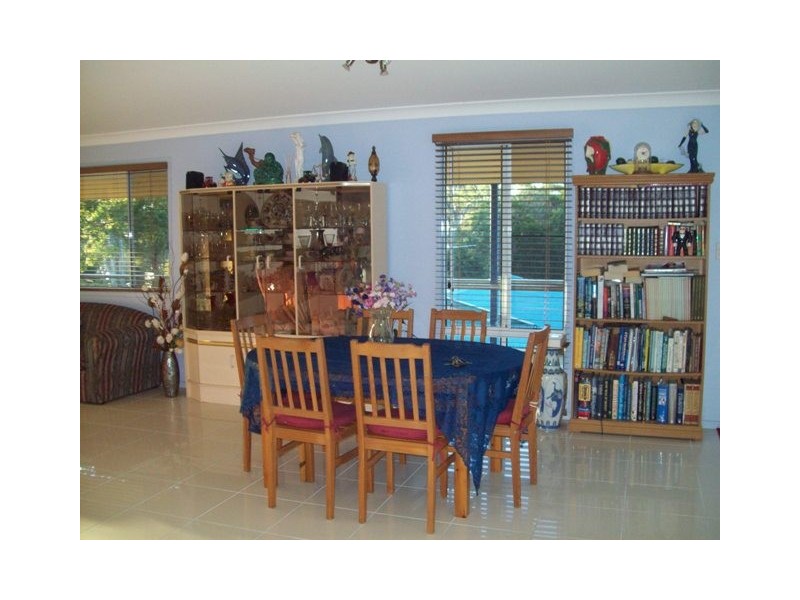 14 Whiting Street, Macleay Island QLD 4184