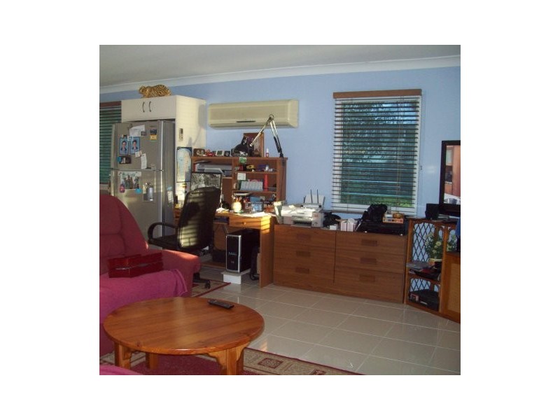14 Whiting Street, Macleay Island QLD 4184