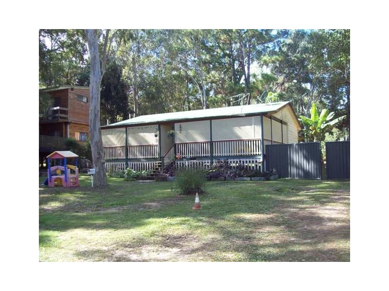 13 Derwent Street, Macleay Island QLD 4184