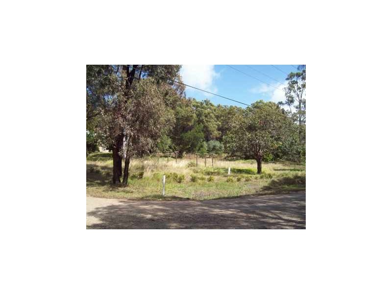 28/30 NUNKERI DRIVE, Macleay Island QLD 4184