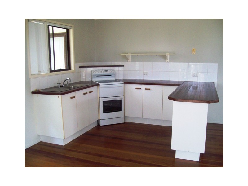 8 Pandora Court, Macleay Island QLD 4184