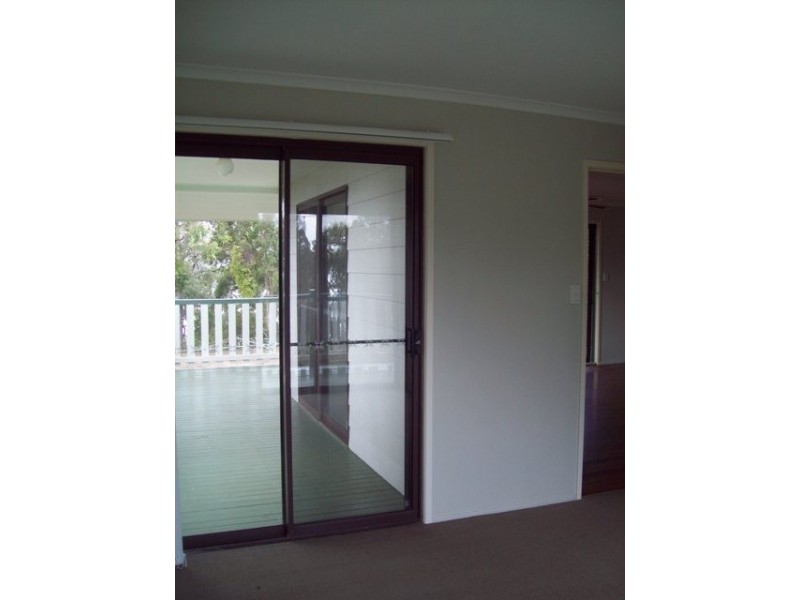 8 Pandora Court, Macleay Island QLD 4184