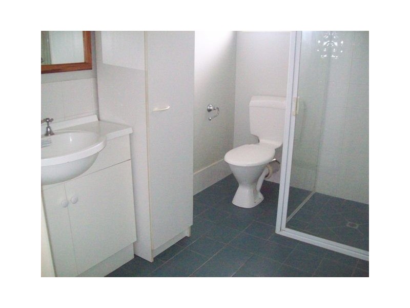 8 Pandora Court, Macleay Island QLD 4184